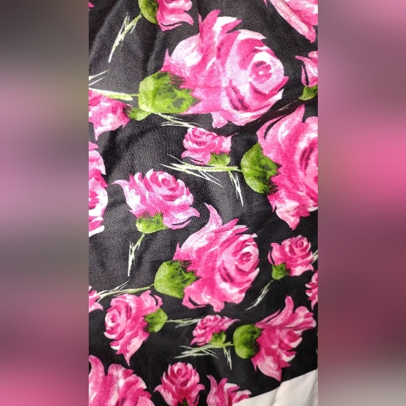RETRO ROSES DRESS - Picture 2 of 13